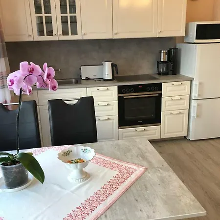Wohnen Mitten In Oberhausen, Naehe Centro Apartment